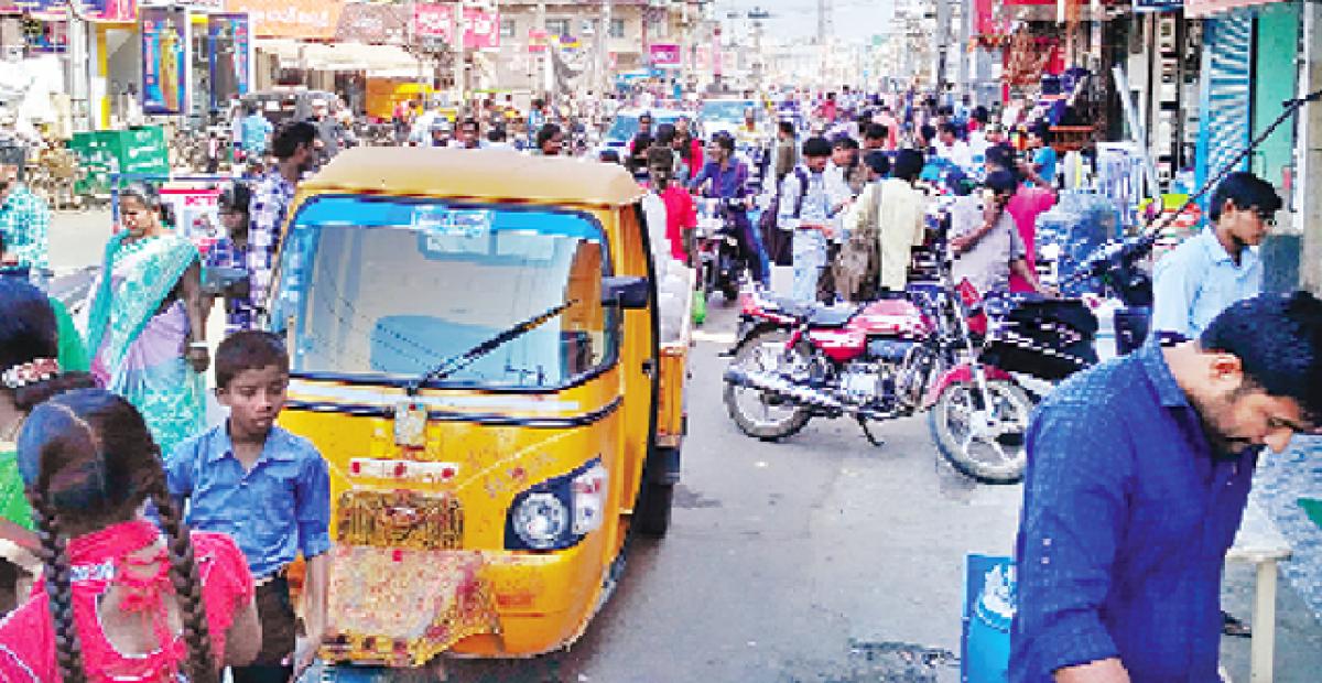 Traffic woes remain unresolved in Srikakulam