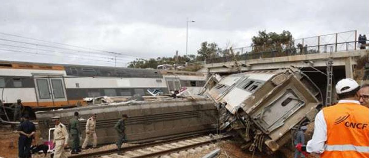 7 dead, 125 injured in Moroccos train derailment