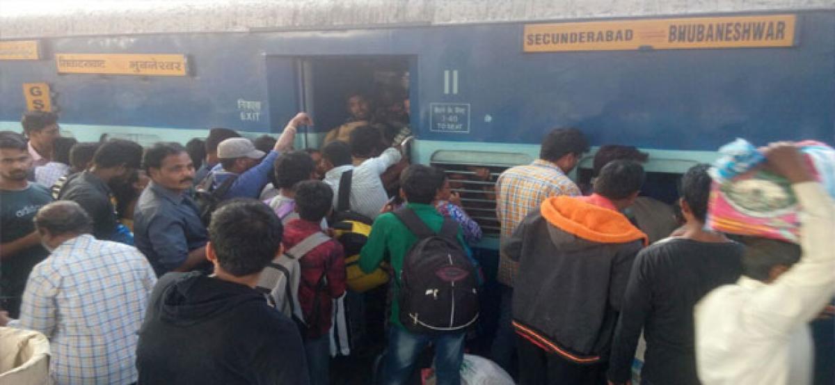 Festive rush at railway station