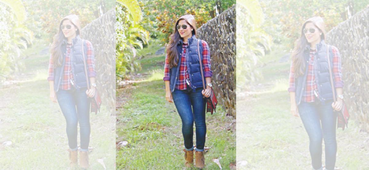 10 chic ways to wear a plaid shirt every day
