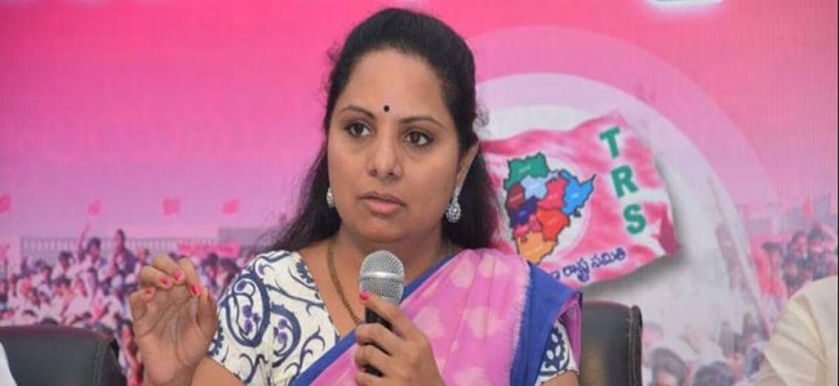 TRS MP Kavitha flays Central schemes over non-allocation of funds