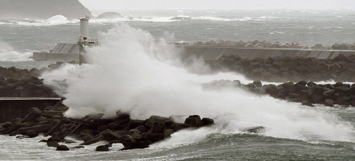 Powerful typhoon makes landfall in Japan