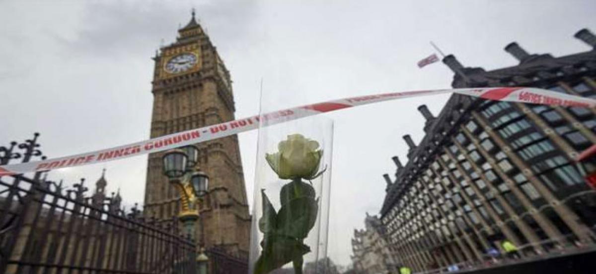 Indian Sikhs turban ripped outside UK parliament in racist attack