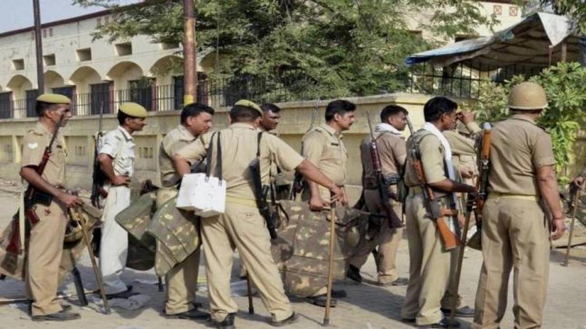 UP cops diffuse communal tension, arrest 2, book cases against 13 in Muzaffarnagar