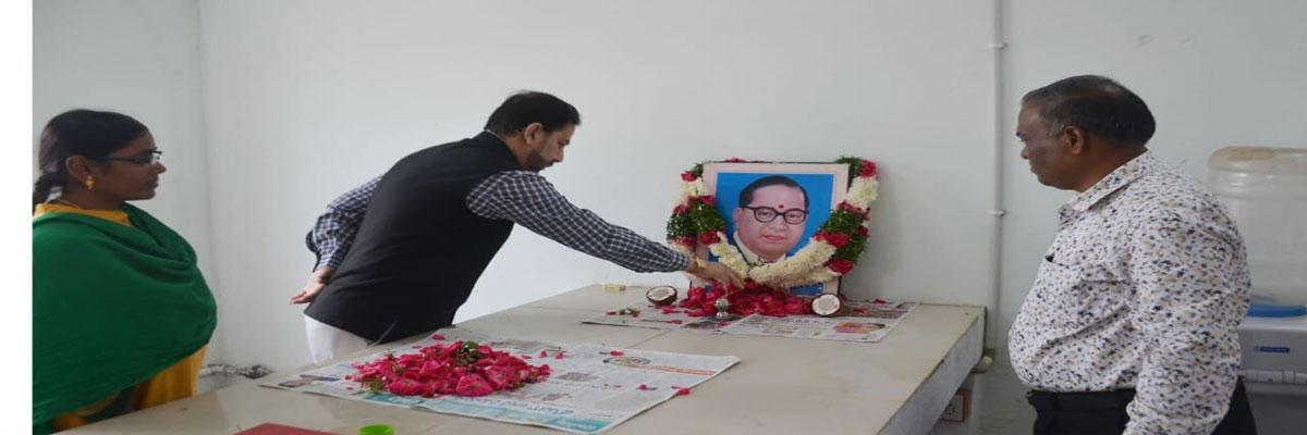 Collector Syed Omer Jaleel pays tribute to Dr BR Ambedkar