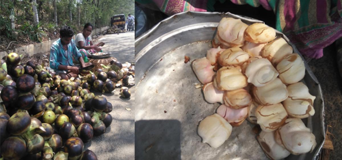 Juice, fruit vendors make a fast buck