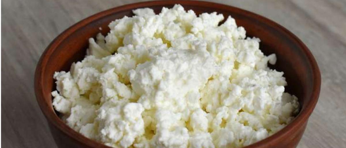Cottage cheese as late night snack can boost health
