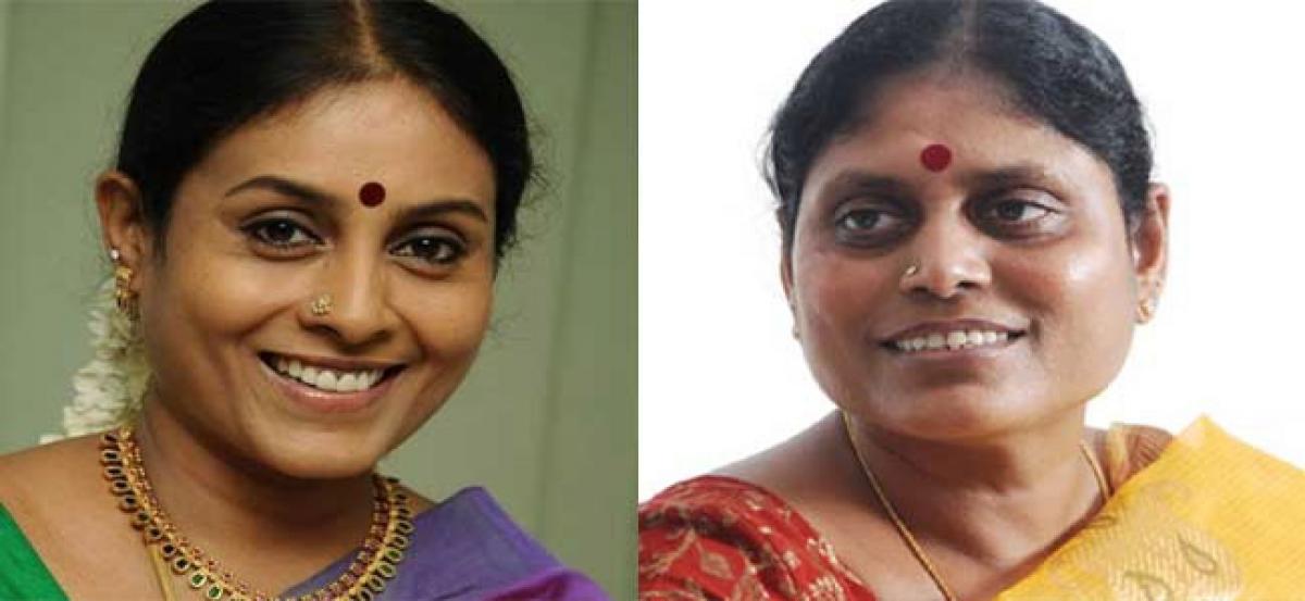 Dhanush Mom As YS Vijayamma!