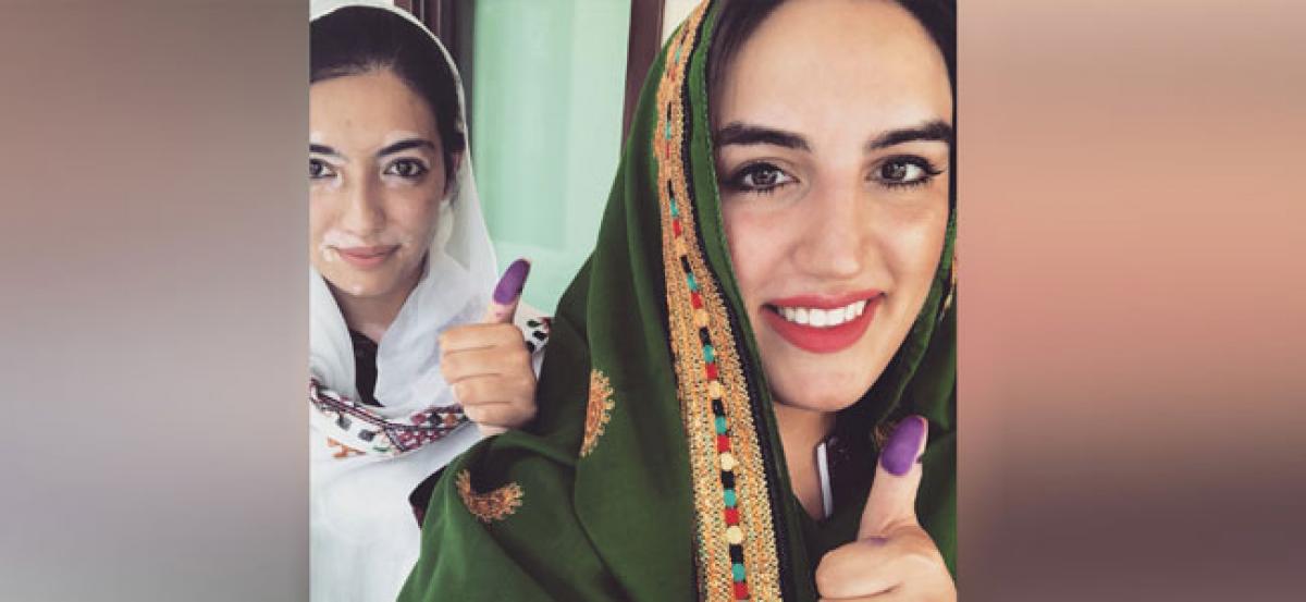 Benazir Bhuttos daughters cast votes in Sindhs Nawabshah