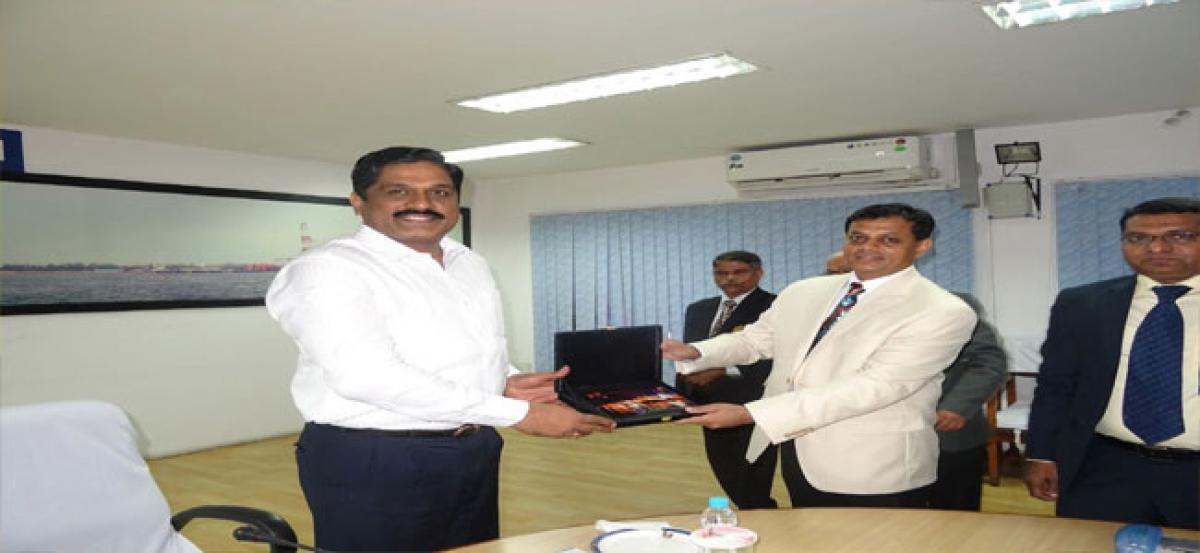 Chittagong Port official visits Visakhapatnam Port Trust