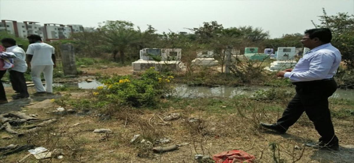 Jammigadda burial ground lying disused for years