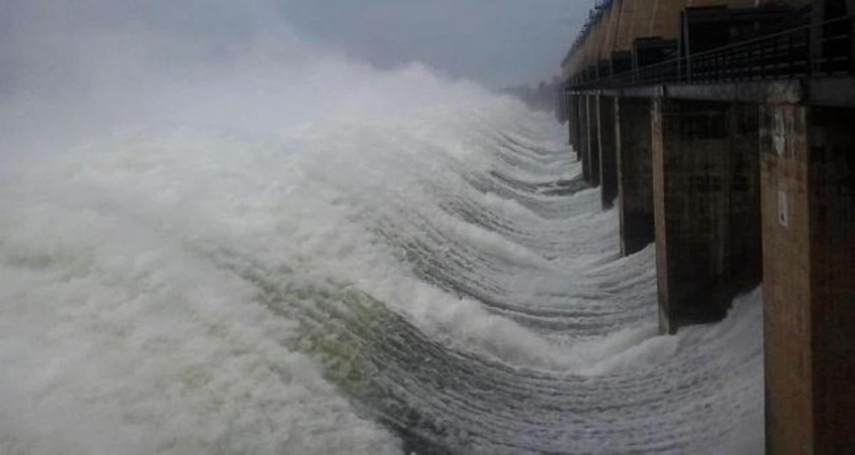 AP releases water to Chennai