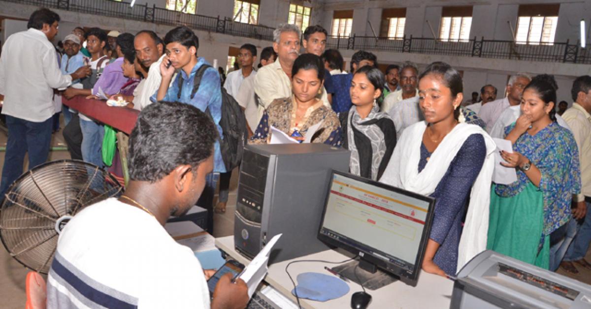 Inter top rankers opt for govt degree colleges