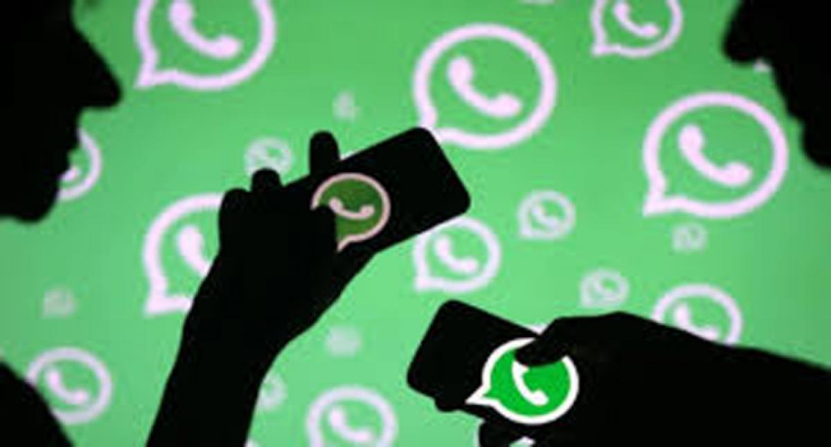 WhatsApp to limit message forwarding to 5 chats in India 