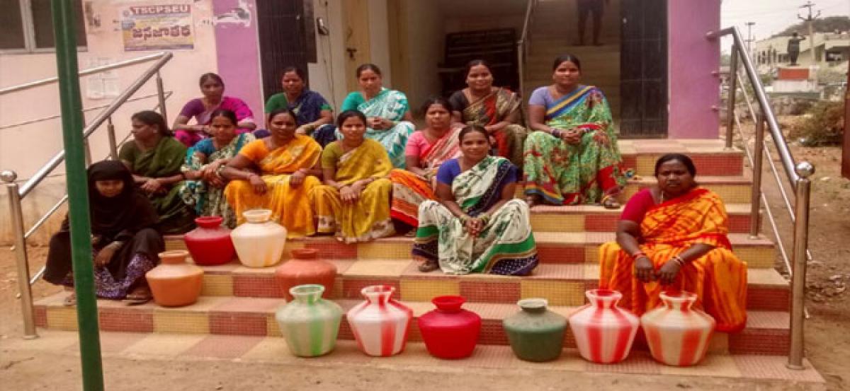 Women stage protest for drinking water