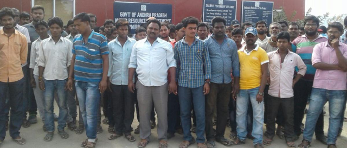 Polavaram workers stage dharna at Transstroy office