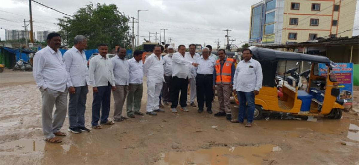 Road-widening works inspected