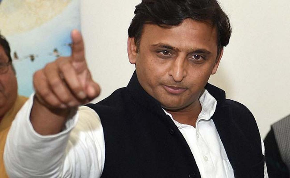 Seeing Whos With Me In Bad Times, Says Akhilesh Yadav As Partymen Leave