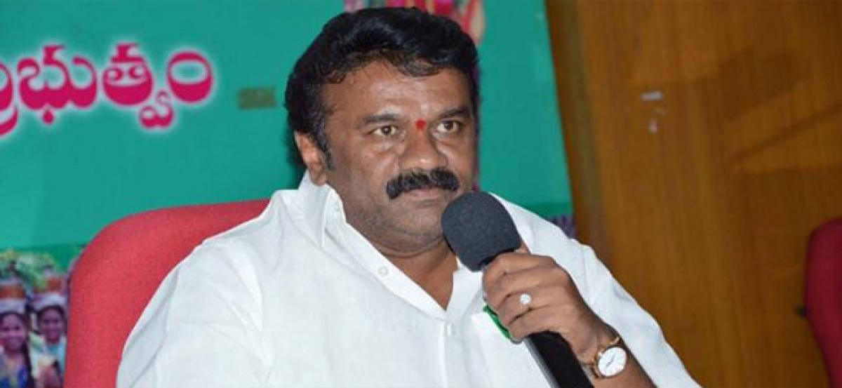 Talasani dares Cong for debate