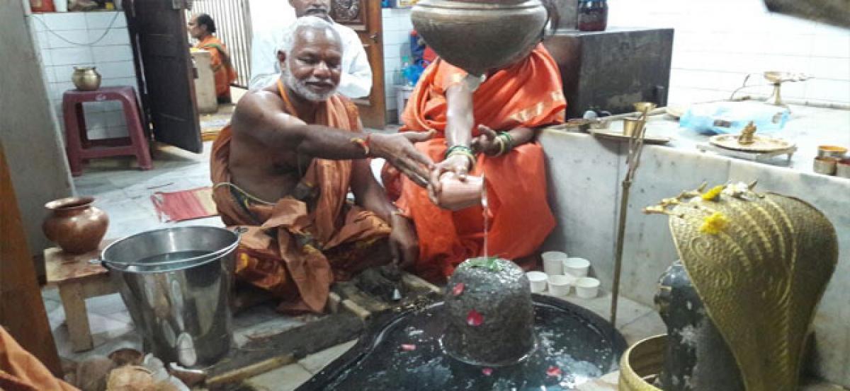 Yagam is being organised at the Shiva Sai Temple