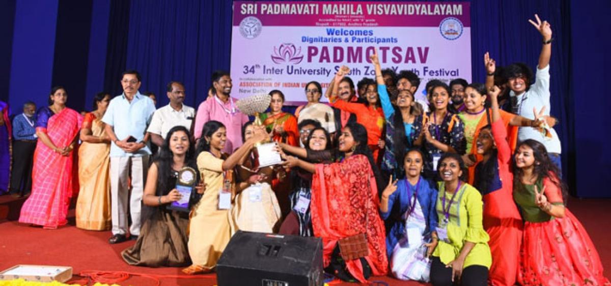 Youth fest concludes at Sri Padmavathi Mahila Visvavidyalayam
