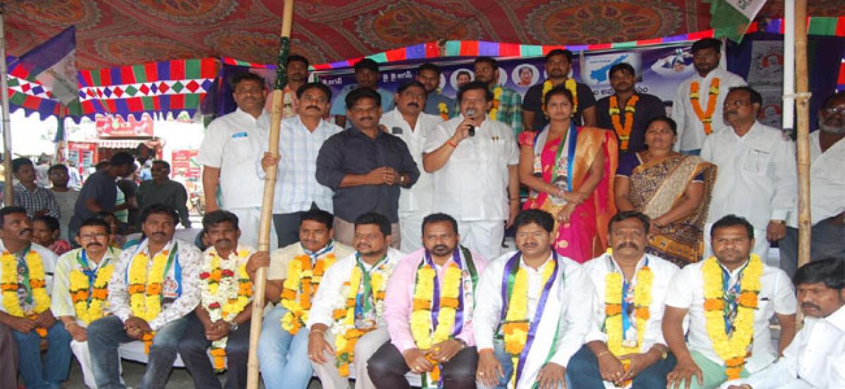 YSRCP continues hunger strike over SCS