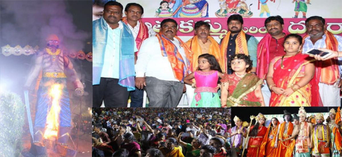 Dasara, Bathukamma fetes on a grand scale